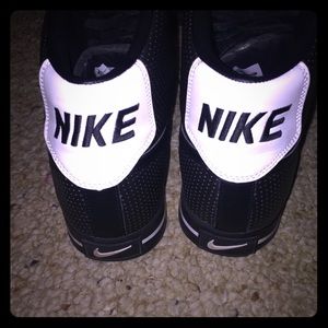 Men’s Nike gym shoes